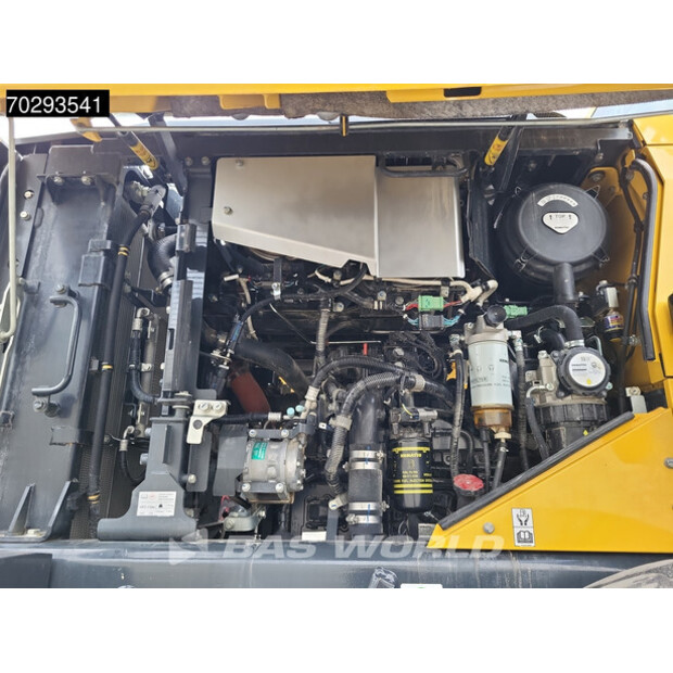 2020 Komatsu WA320-8E0-42457969