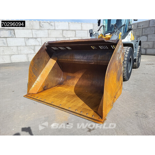 2015 Liebherr L538-42458011