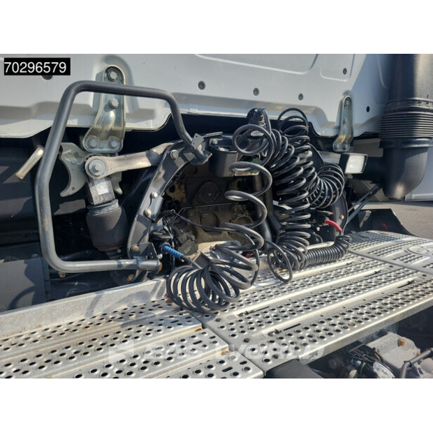 2021 Mercedes-Benz Actros 1848-42470924