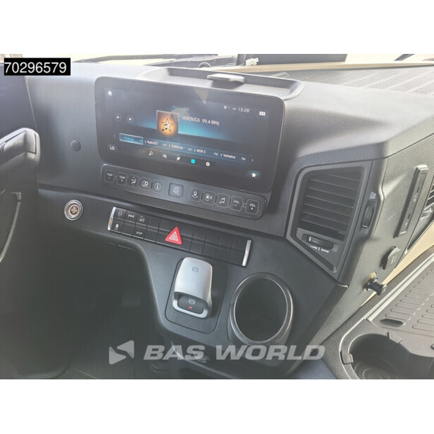 2021 Mercedes-Benz Actros 1848-42470939