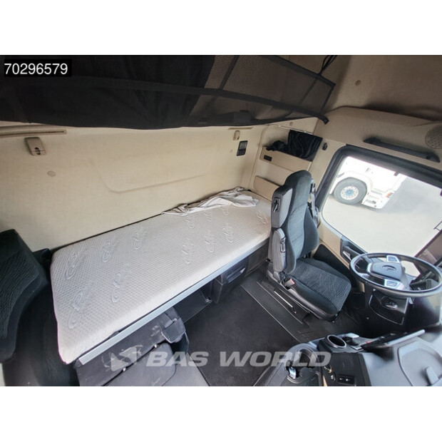 2021 Mercedes-Benz Actros 1848-42470943