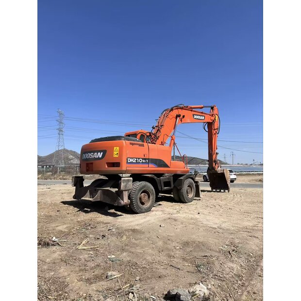 2018 دووسان DH210-42471077