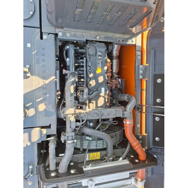 2023 Develon DX225LC-7-42471117