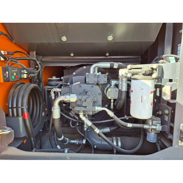 2023 Develon DX225LC-7-42471121