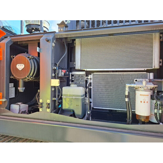 2023 Develon DX225LC-7-42471122