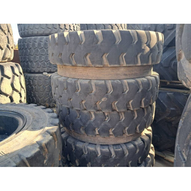 2022 Trelleborg 10.00-20-42471145