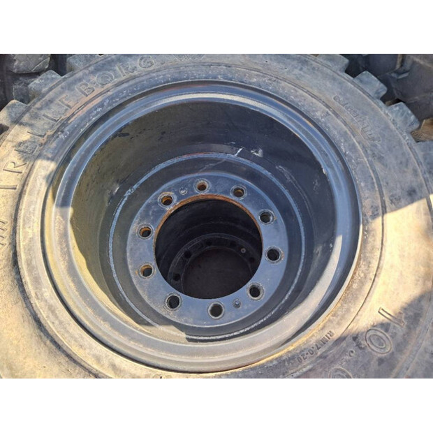 2022 Trelleborg 10.00-20-42471149