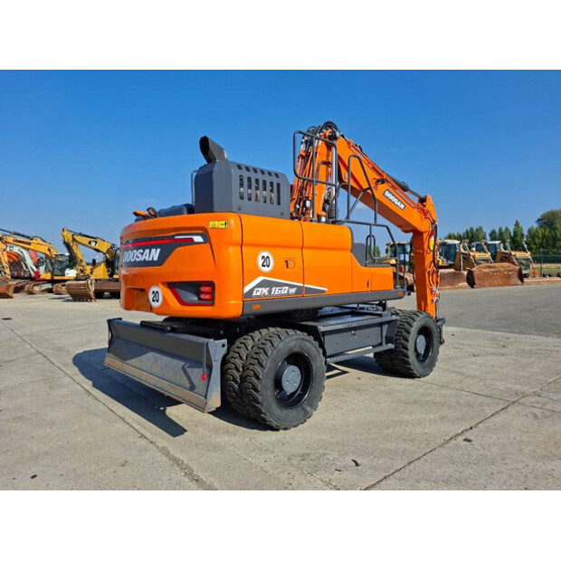 2023 Doosan DX160W-7-42471211