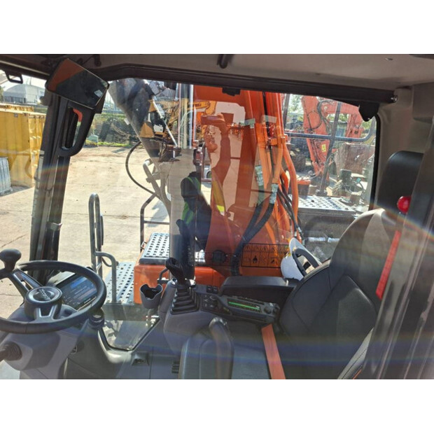 2023 Doosan DX160W-7-42471215