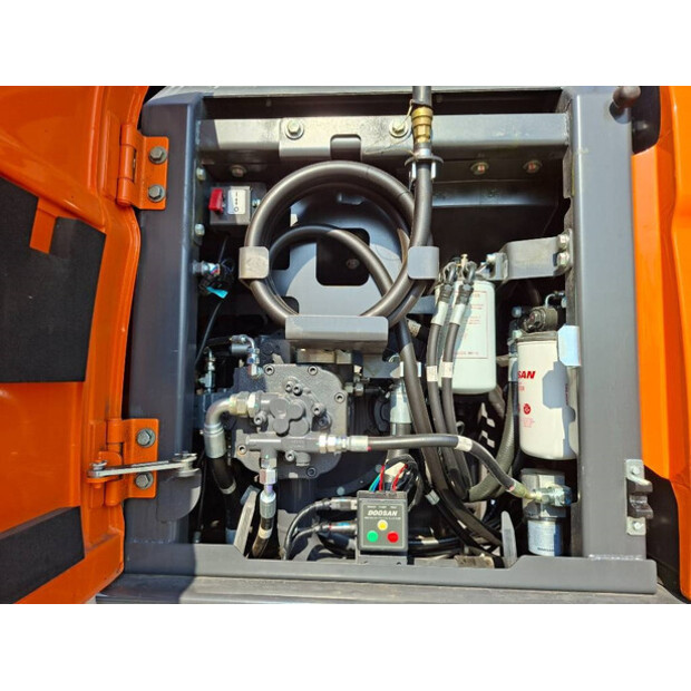 2023 Doosan DX160W-7-42471224