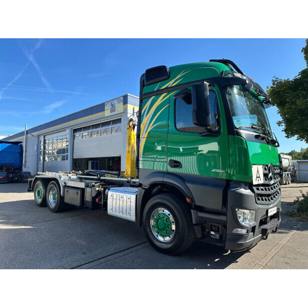 2019 Mercedes-Benz Arocs 2551-42472188