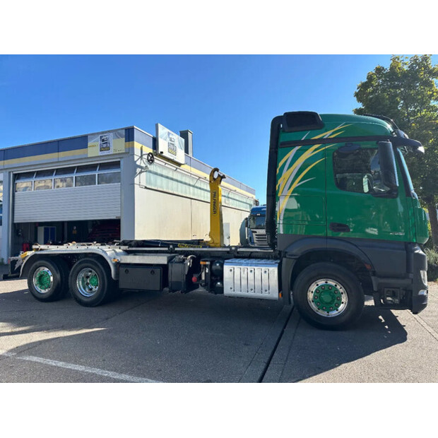 2019 Mercedes-Benz Arocs 2551-42472190
