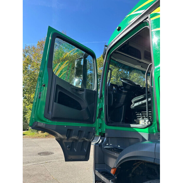 2019 Mercedes-Benz Arocs 2551-42472204