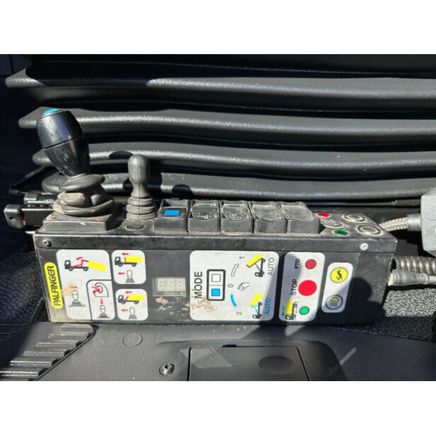 2019 Mercedes-Benz Arocs 2551-42472213