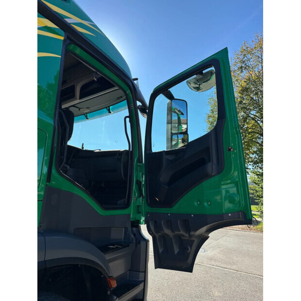 2019 Mercedes-Benz Arocs 2551-42472215