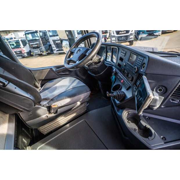 2016 Mercedes-Benz Arocs 1848-42472700