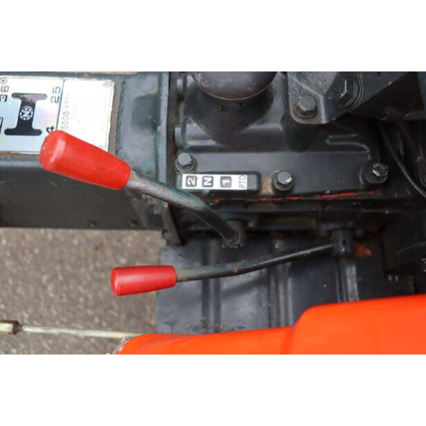 KUBOTA B5000-42472977