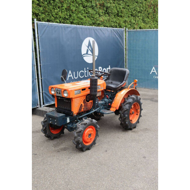 KUBOTA B5001-42473343