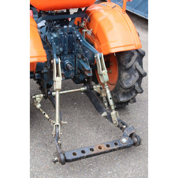 KUBOTA B5001-42473353