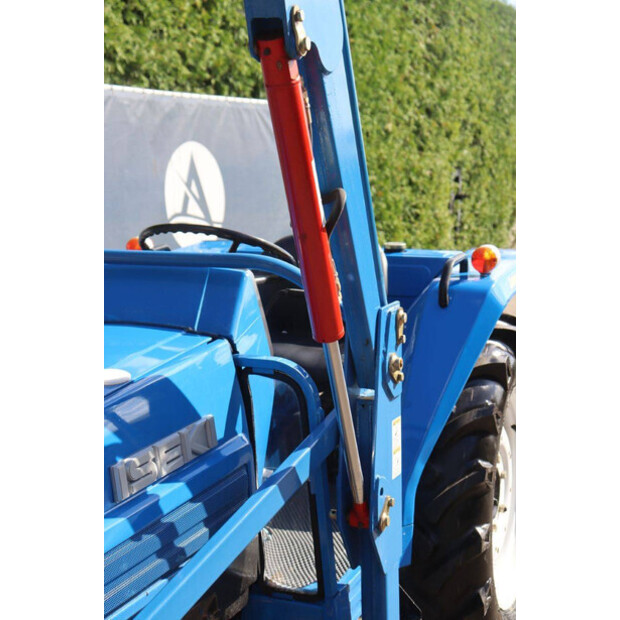 لسكي TA235F-42473657