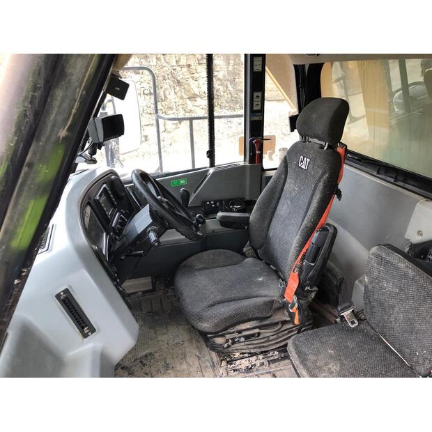 2014 Caterpillar 770G-42481326