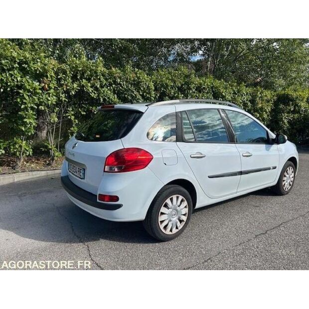 2010 Renault Clio-42487176
