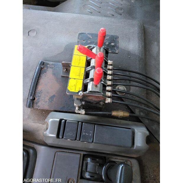 2001 Renault Kerax 340-42487246
