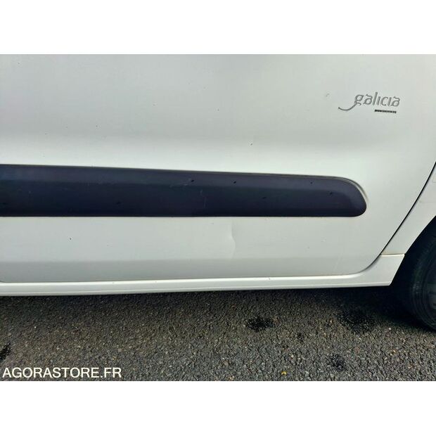 2017 Citroen BERLINGO-42487995