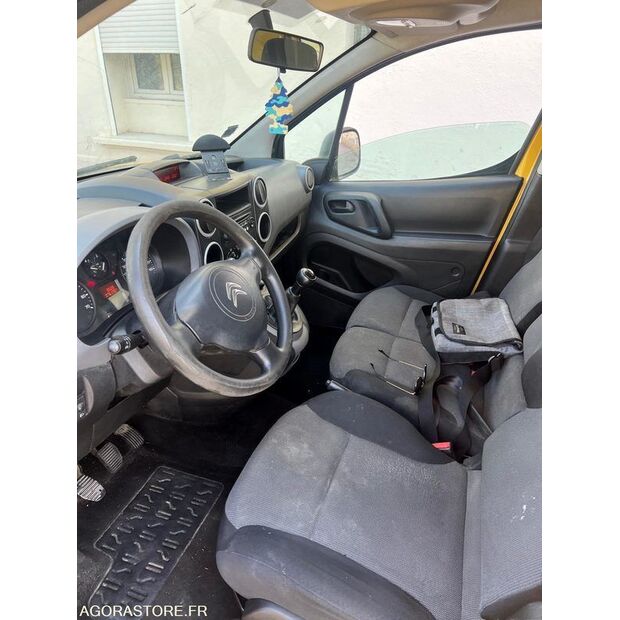 2016 Citroen BERLINGO-42488271