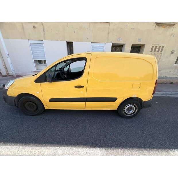 2016 Citroen BERLINGO-42488275