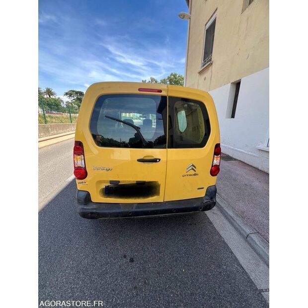 2016 Citroen BERLINGO-42488277