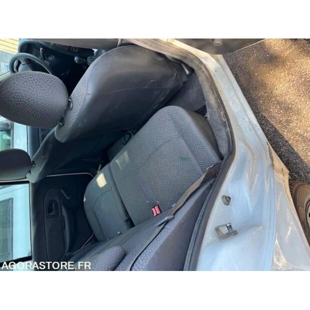 2007 رينو Clio-42488644