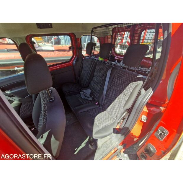 2012 رينو Kangoo-42489336