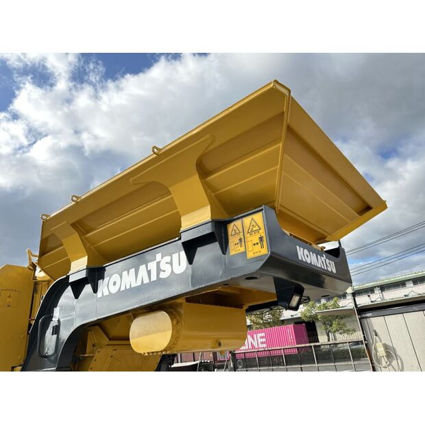 2006 Komatsu BR380JG-1E0-42489680