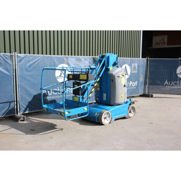 2015 Genie GR26J-42490068