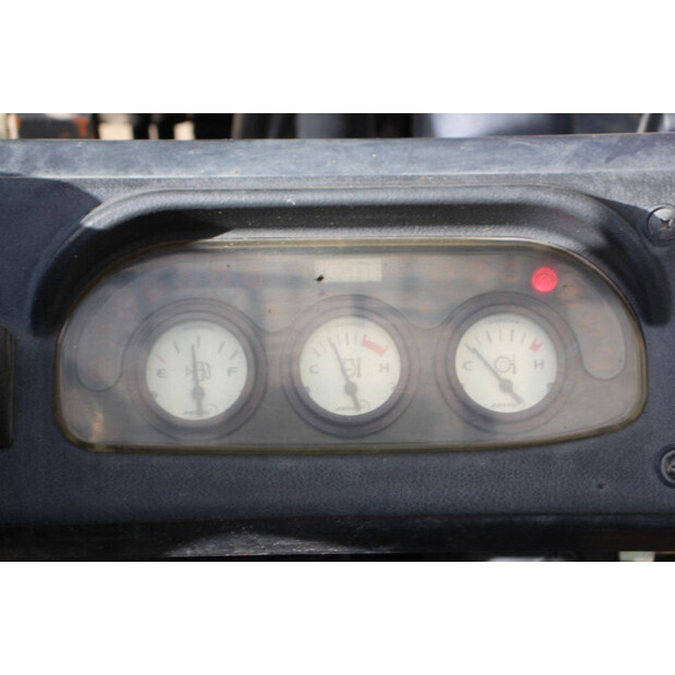 2006 Doosan D30S-3-42490141