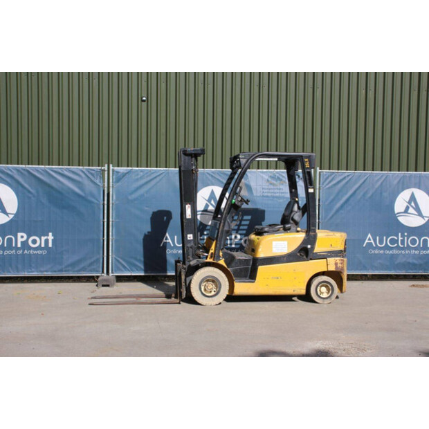 2015 Yale GDP25LX-42490180