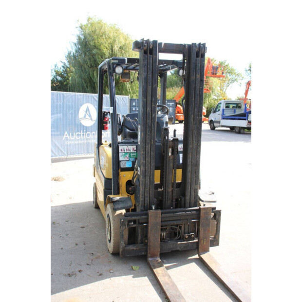 2015 Yale GDP25LX-42490185