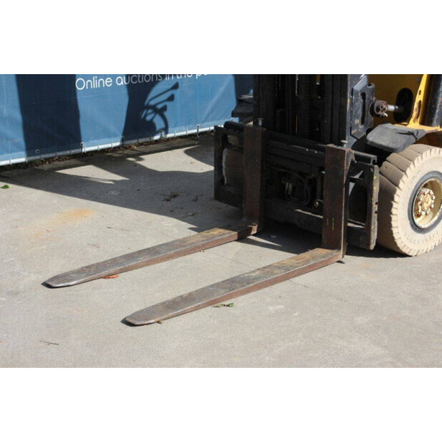 2015 Yale GDP25LX-42490188