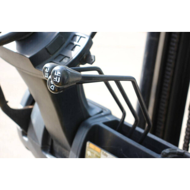 2015 Yale GDP25LX-42490205