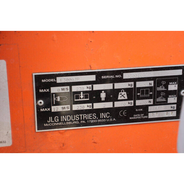 2007 JLG E300AJP-42490228