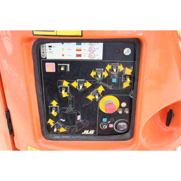 2007 JLG E300AJP-42490230