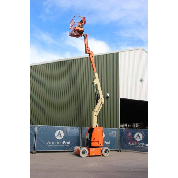 2007 JLG E300AJP-42490233