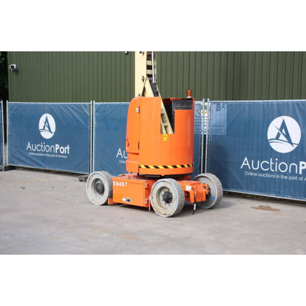 2007 JLG E300AJP-42490236