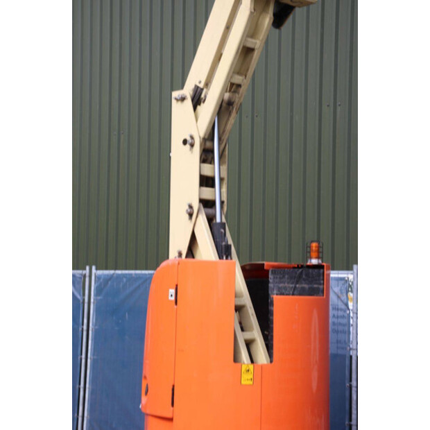 2007 JLG E300AJP-42490238