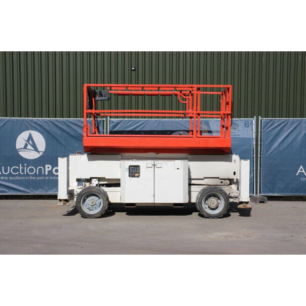 2013 Genie GS-3369-42490420