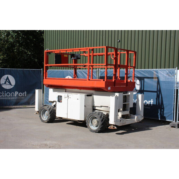 2013 Genie GS-3369-42490421