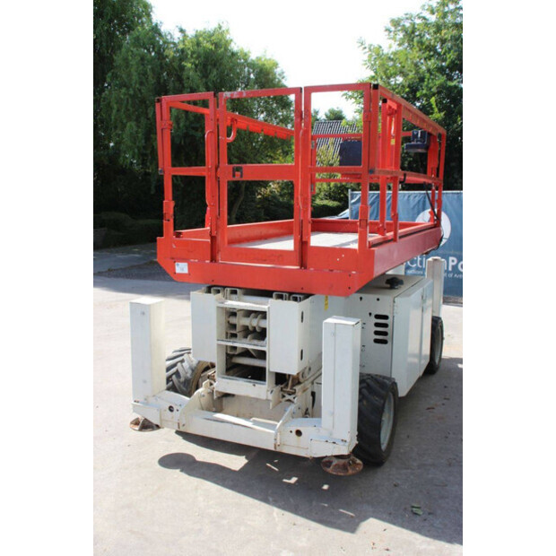 2013 Genie GS-3369-42490423