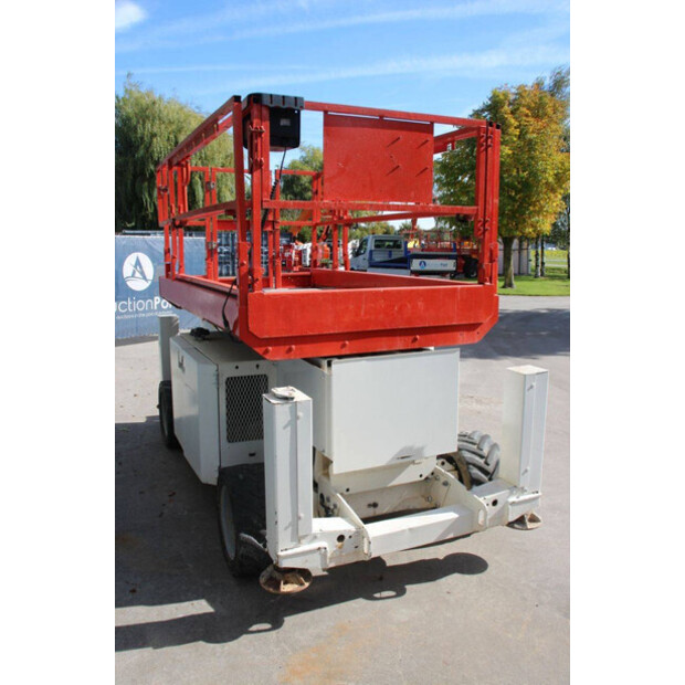 2013 Genie GS-3369-42490424