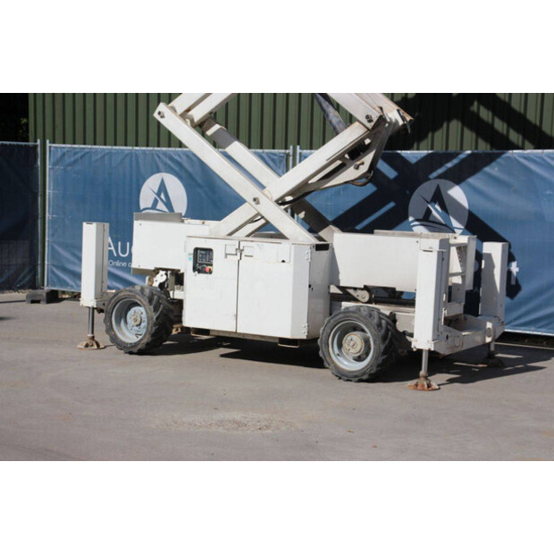 2013 Genie GS-3369-42490443